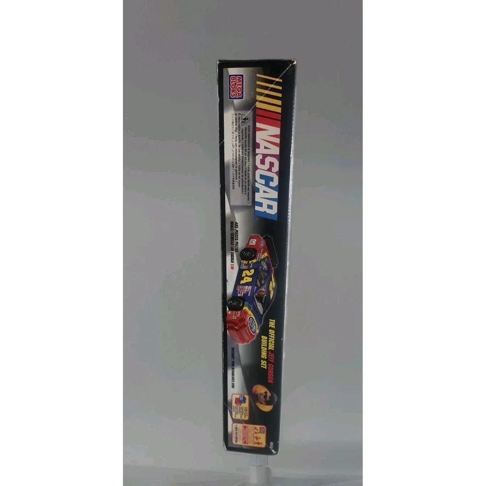 NEW NASCAR Jeff Gordon 24 Mega Bloks 9955 Race Car HTF 485 Pieces Ages 7+ NIB
